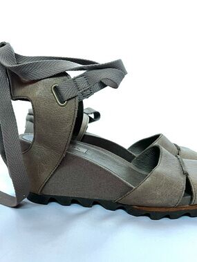 Sorel Joanie II Wedge Sandals Womens 8.5 Taupe Lace Up Ankle Strap Comfort